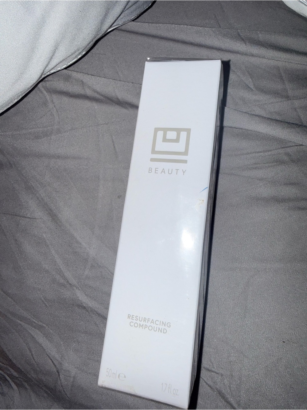 U Beauty Resurfacing Compound - White Packaging